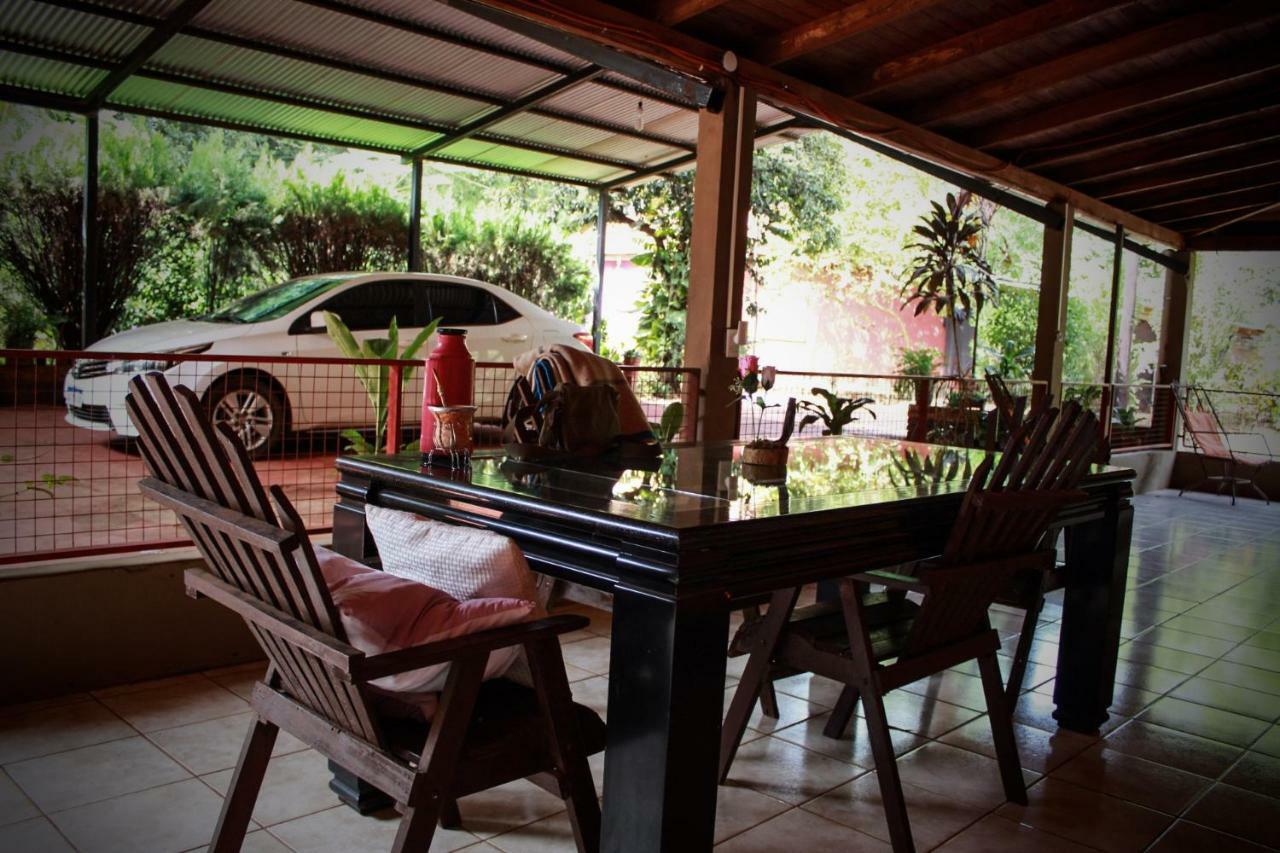 Hostel Haus Puerto Iguazú Esterno foto
